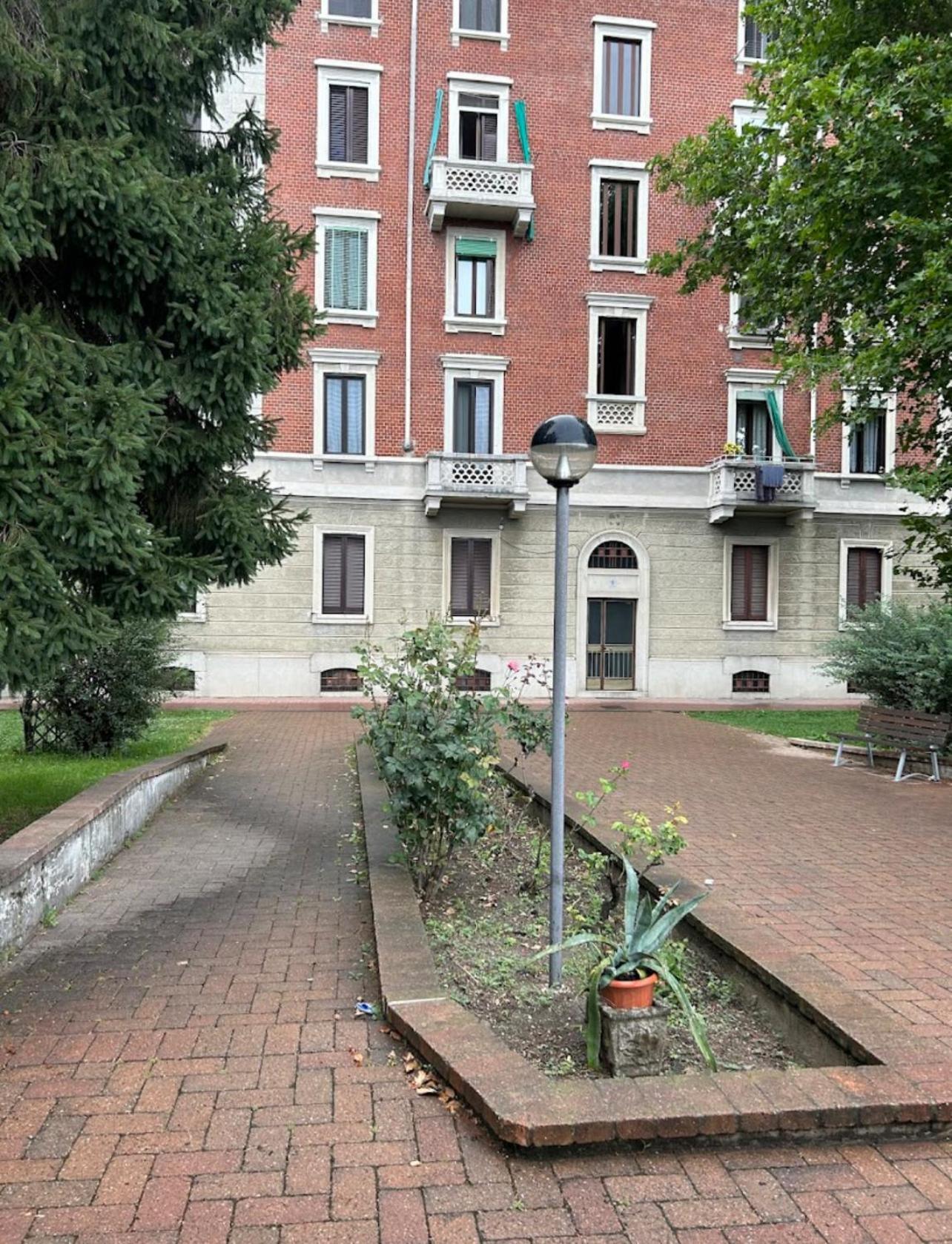 Vsuite Linate Milão Exterior foto
